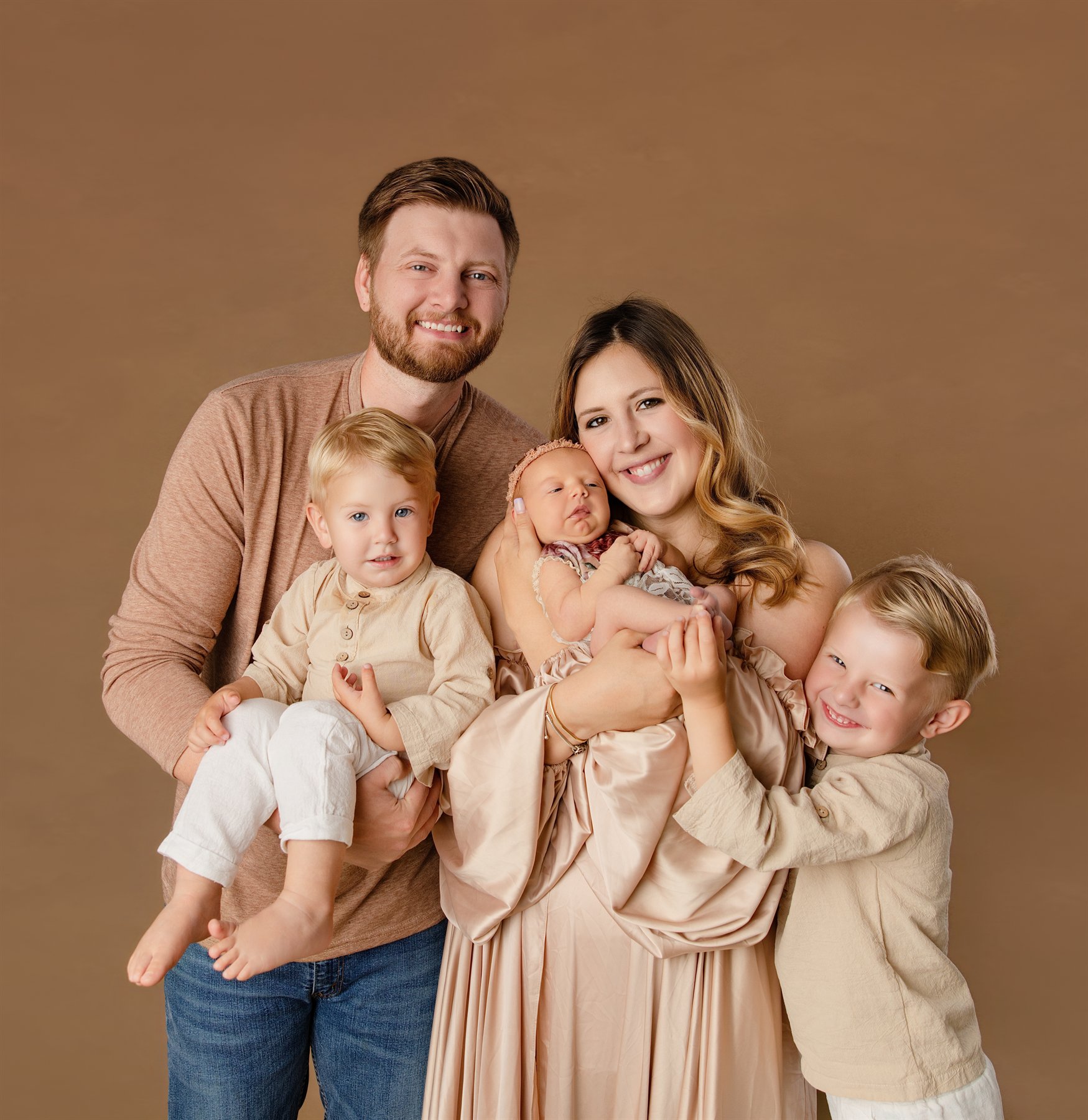 Family newborn portrait for MD Photography Solutions